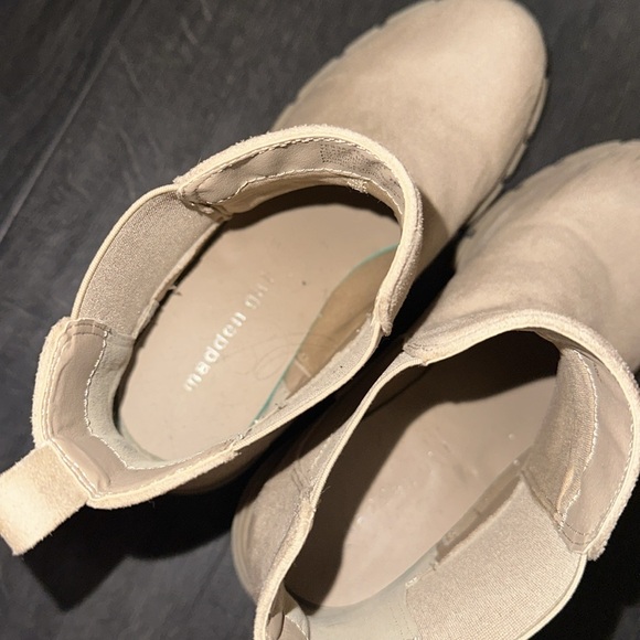 Madden Girl tan suede chunky boot - Picture 4 of 4